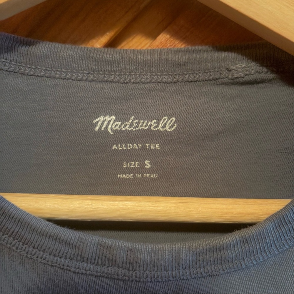Madewell Blue Short Sleeve all day Tee shirt - Picture 4 of 6